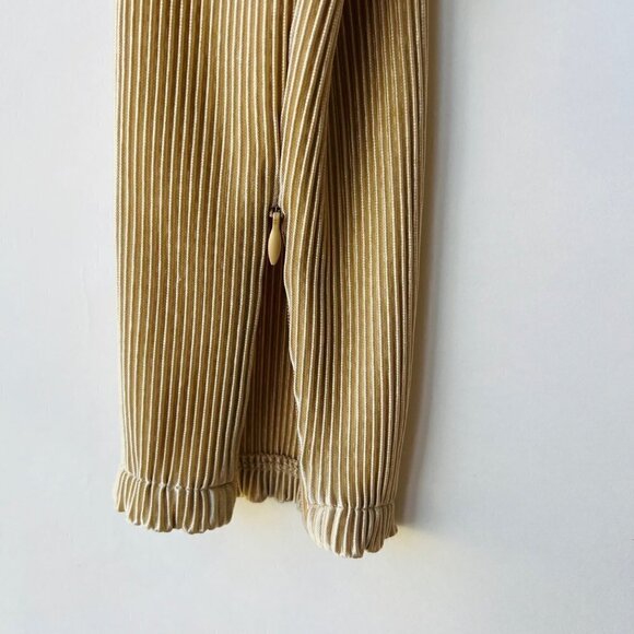 BBXBRAND pleated satin wide leg , Cut-out crop top set, beige, Size 12/L - Picture 4 of 9